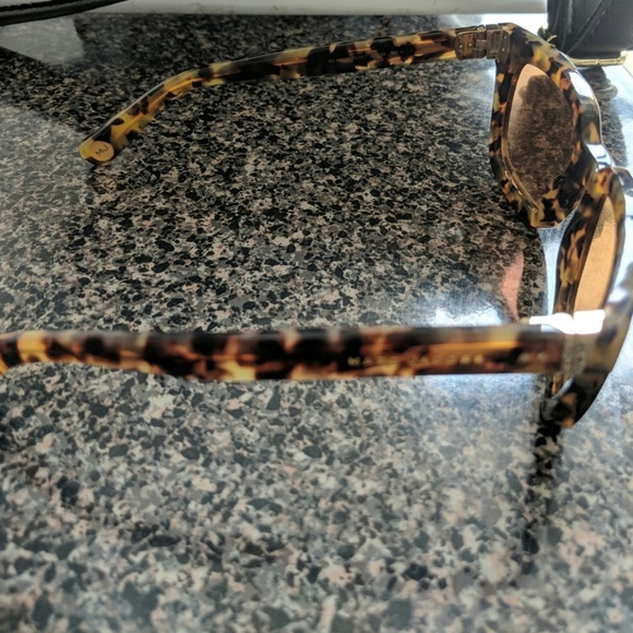 Marc Jacobs Sunglasses - Picture 4 of 6